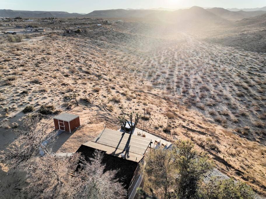 The Invisible Wind Cabin- Joshua Tree Amazing View ユッカ・バレー エクステリア 写真