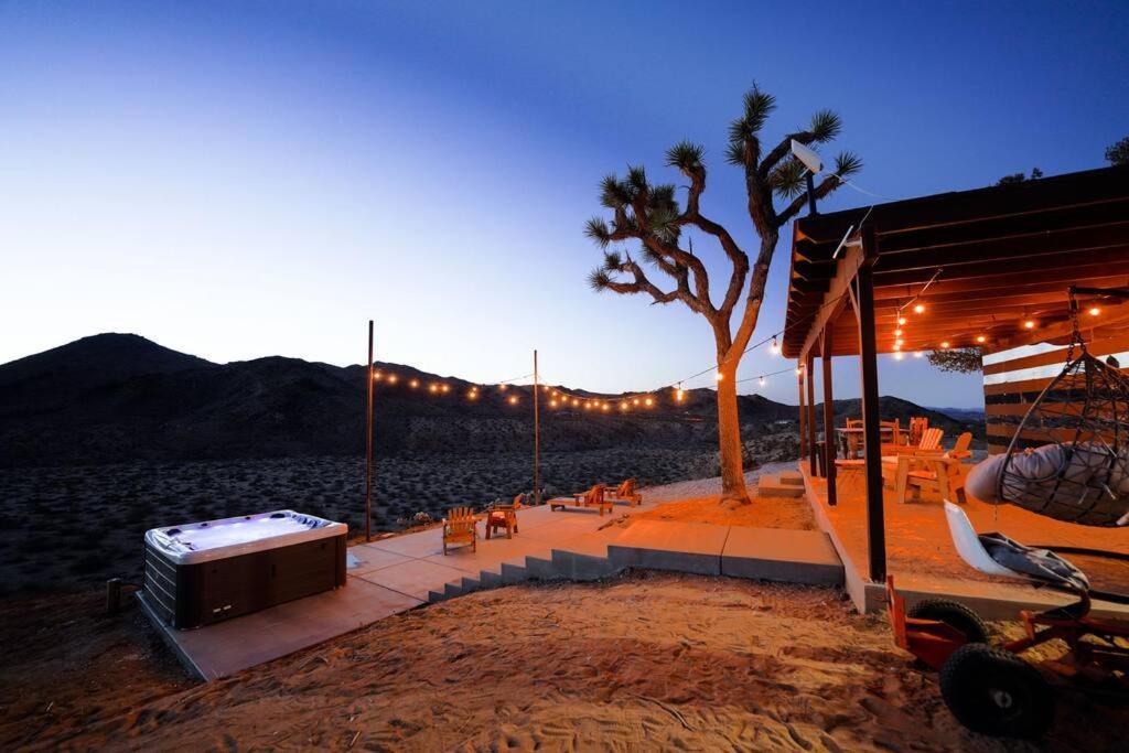 The Invisible Wind Cabin- Joshua Tree Amazing View ユッカ・バレー エクステリア 写真